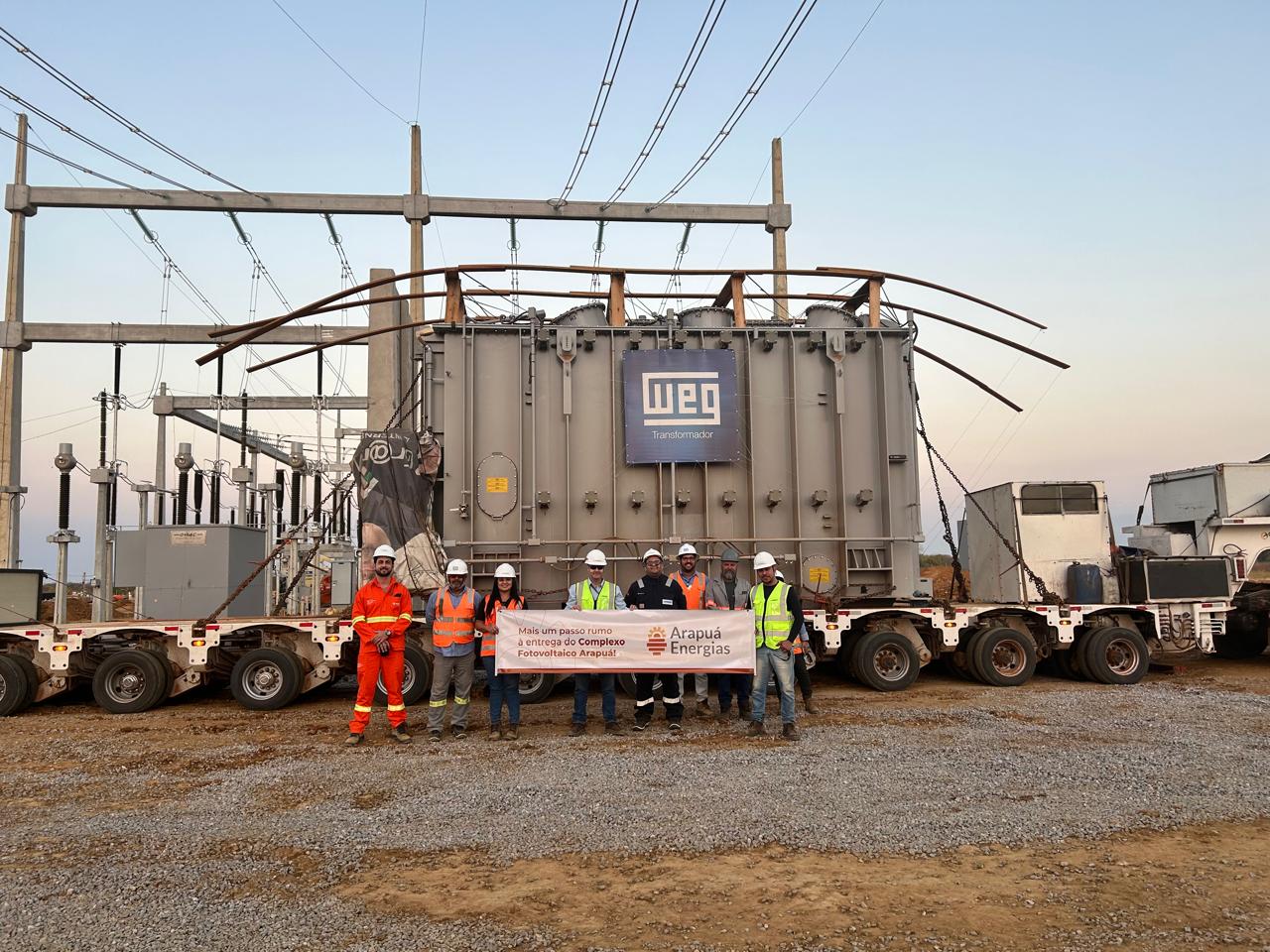 Complexo Fotovoltaico Arapuá recebe primeiro transformador