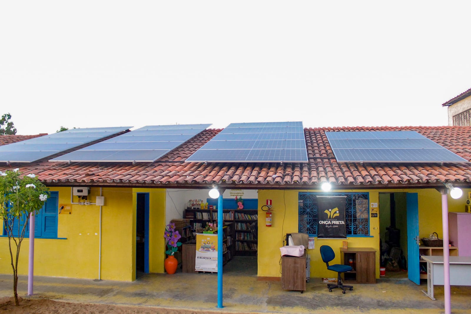 Grupo Kroma realiza doação de Sistema de Energia Solar para a Fundação Onça Preta, em Jaguaruana